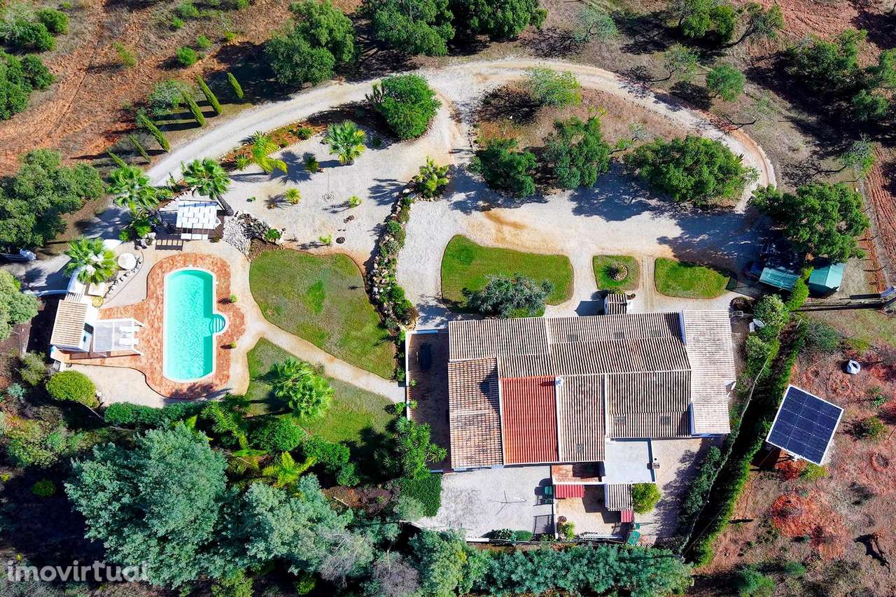 Encantadora Quinta com Vistas, Piscina e Apartamento de Hóspedes - Grande imagem: 2/36