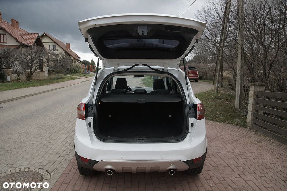 Ford Kuga 2.0 TDCi 4x4 Titanium - 22