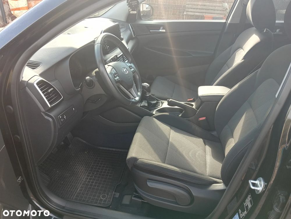 Hyundai Tucson 1.6 GDI BlueDrive Comfort 2WD - 5