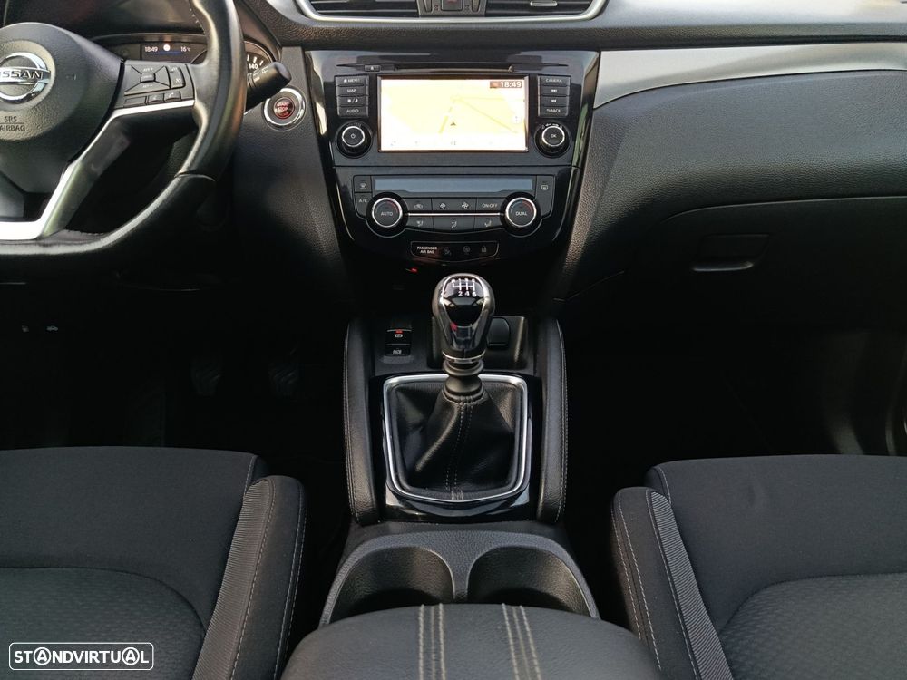 Nissan Qashqai 1.5 dCi Tekna Premium - 9