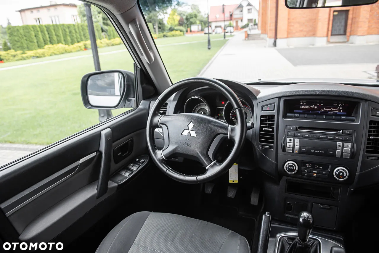 Mitsubishi Pajero 3.2 DID Intense - 25