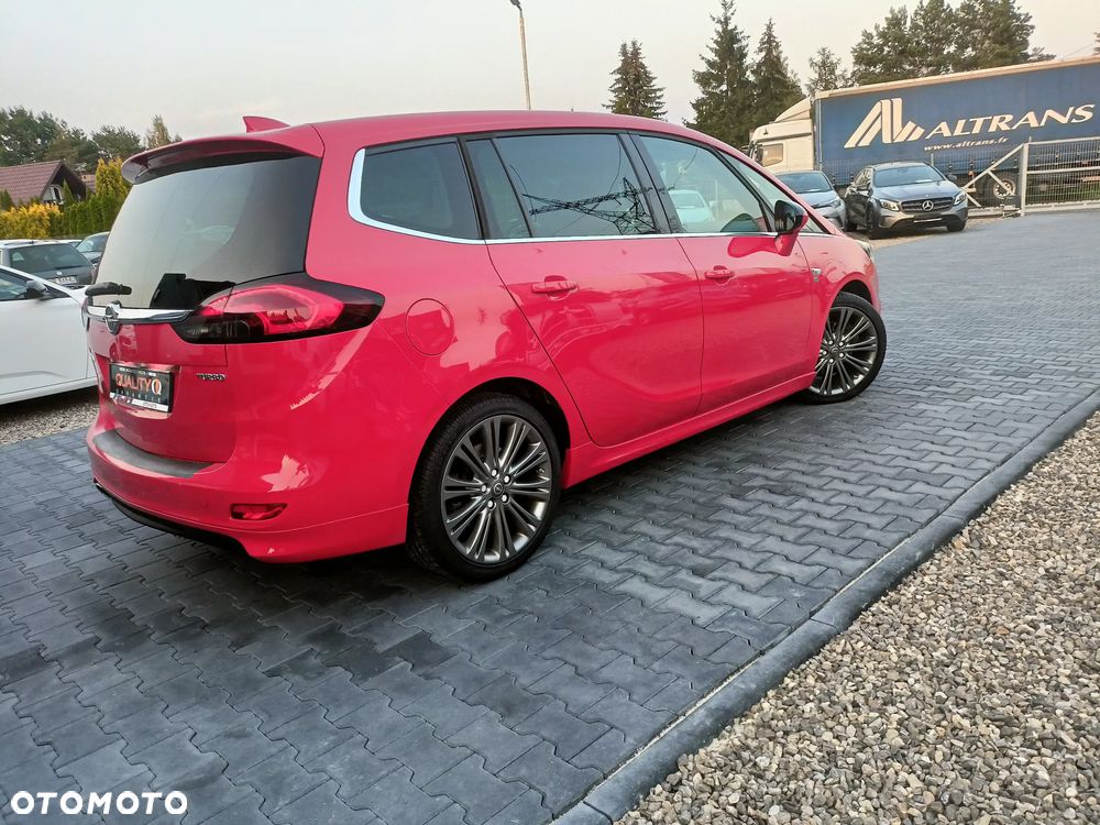 Opel Zafira - 14