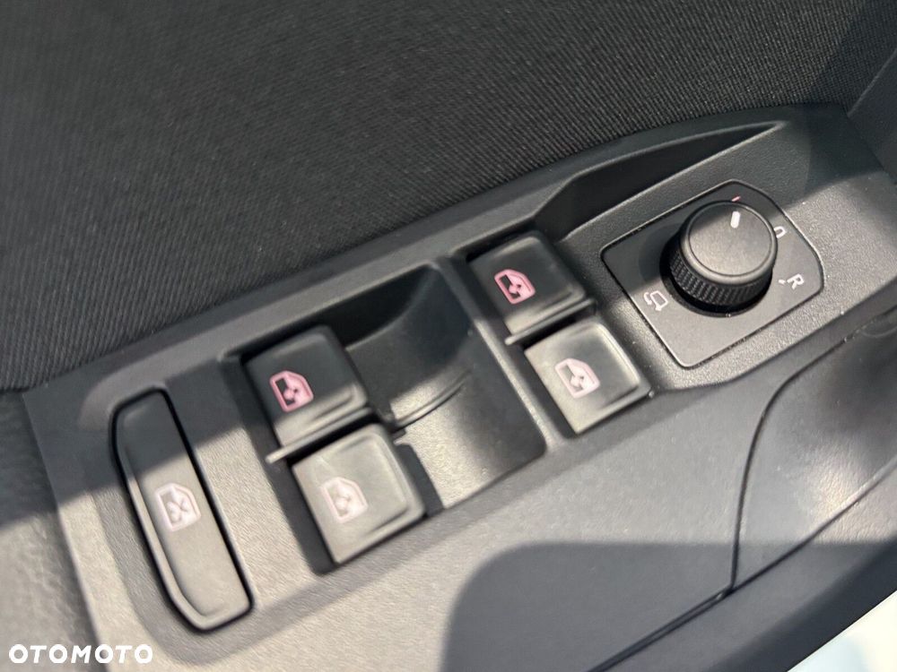 Seat Arona - 11
