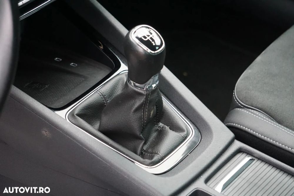 Skoda Octavia 1.5 TSI Sportline - 6