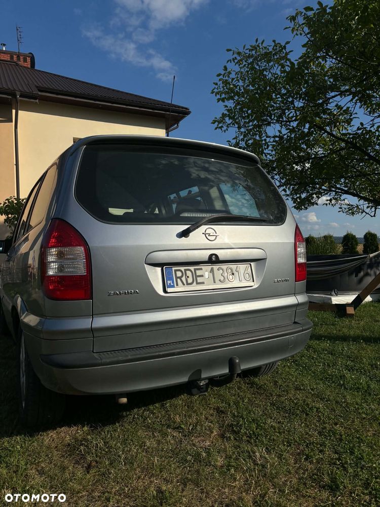Opel Zafira 2.0 DTI Comfort - 2