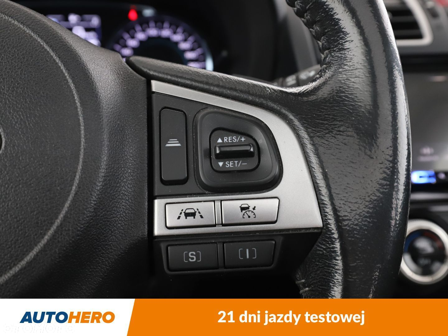Subaru Forester 2.0 i Active Lineartronic - 27