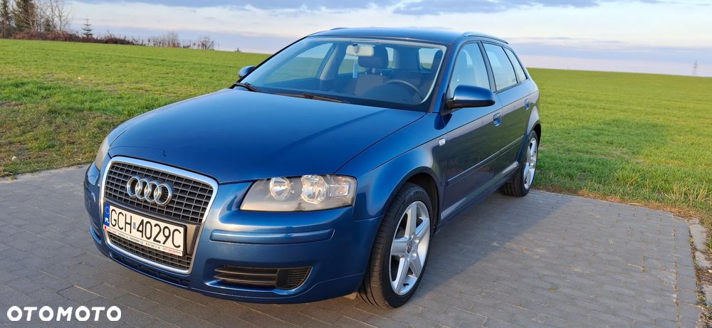 Audi A3 Sportback 1.4 TFSI Attraction - 1