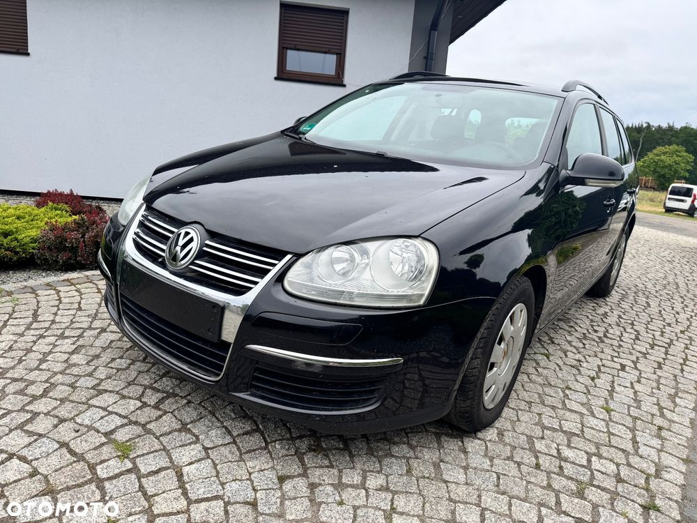 Volkswagen Golf - 5