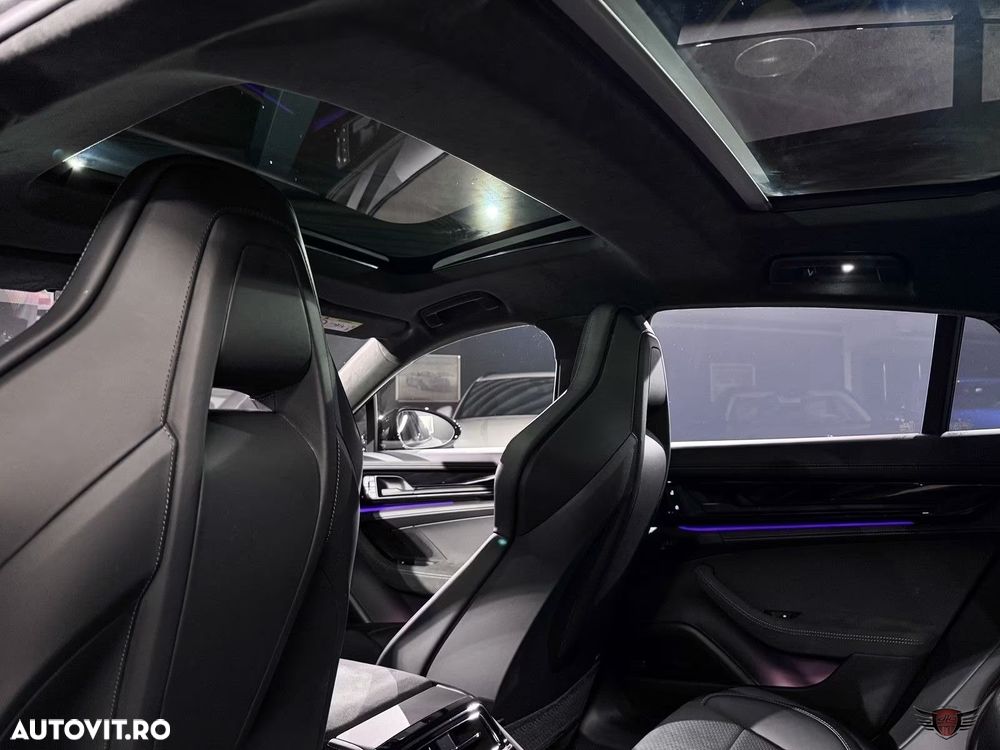 Porsche Panamera GTS - 9