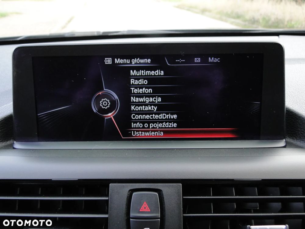 BMW Seria 1 118d Sport Line - 11