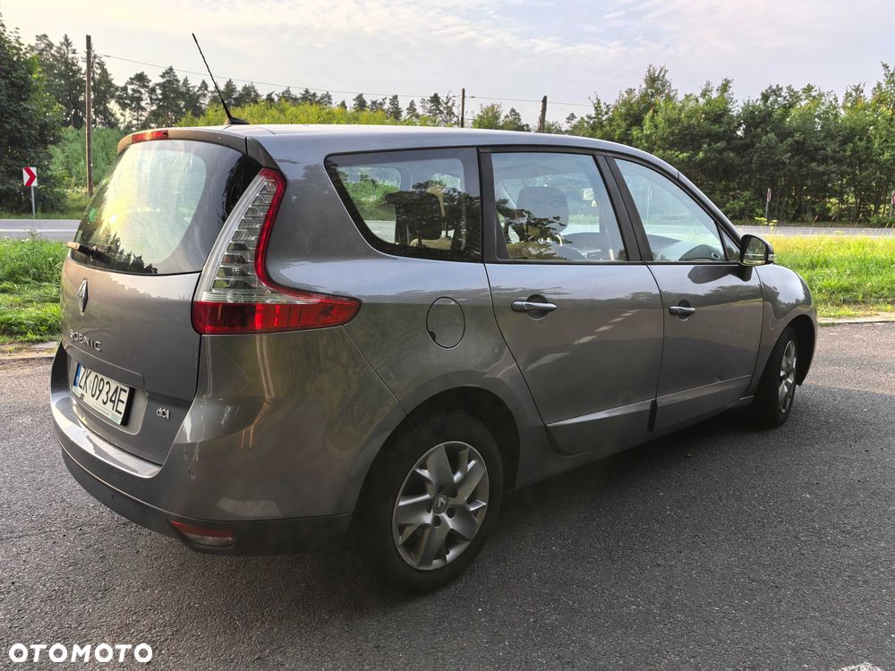 Renault Grand Scenic - 4