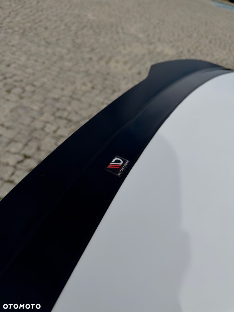 BMW Seria 3 320d - 16