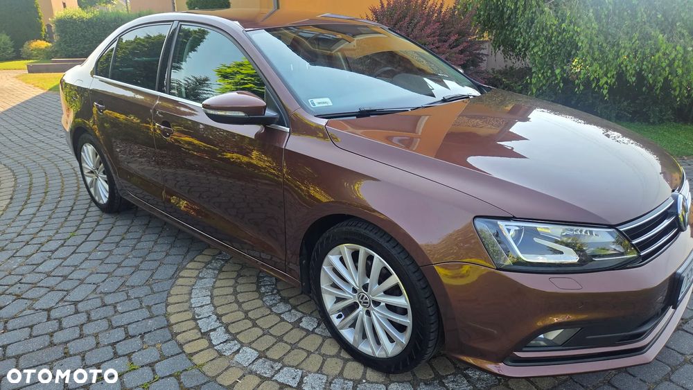 Volkswagen Jetta 1.4 TSI BMT Highline - 1