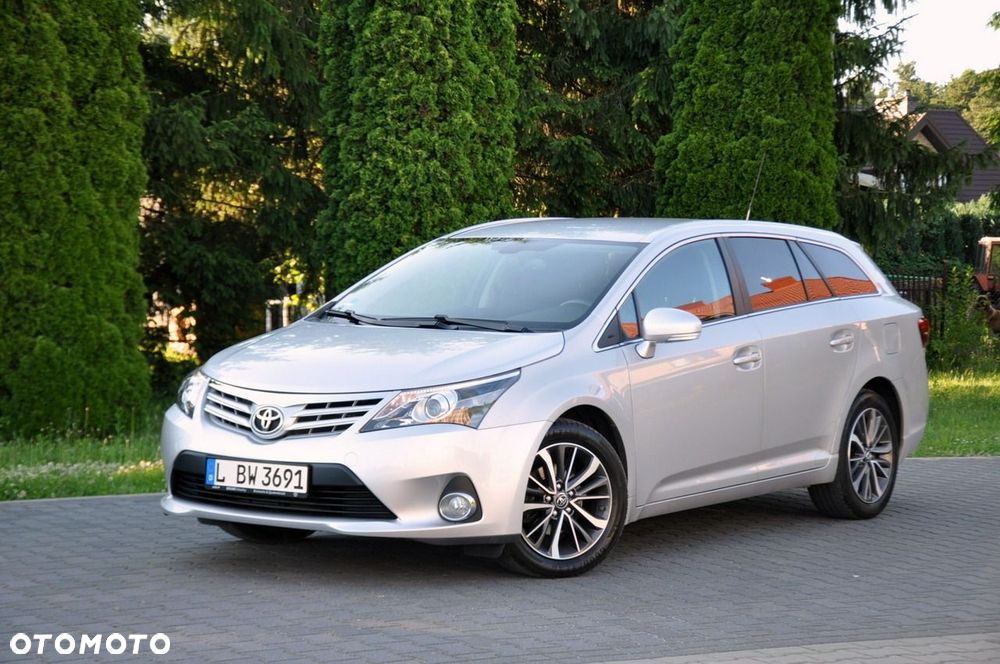 Toyota Avensis - 10