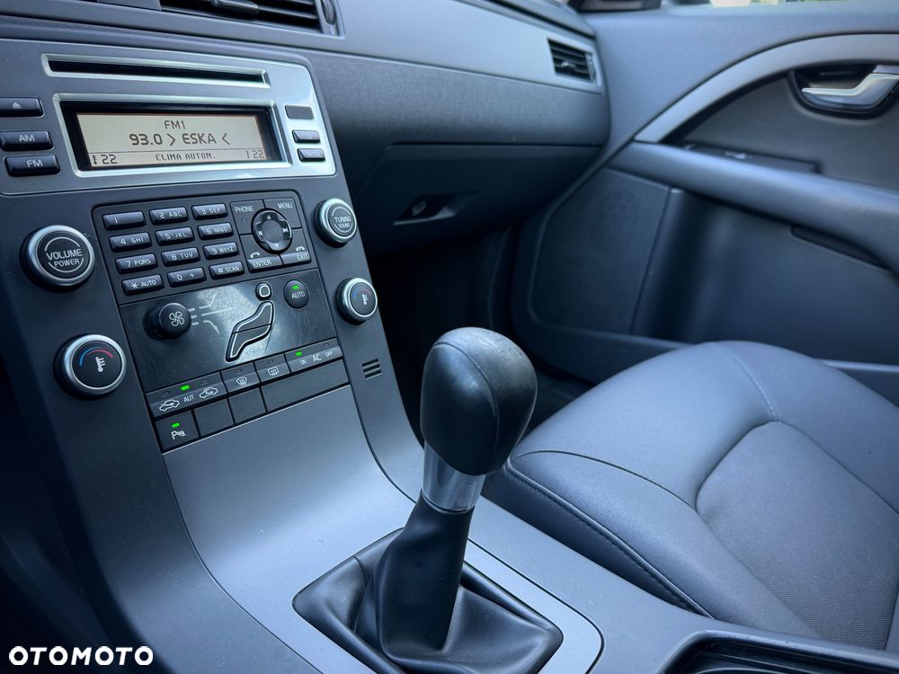 Volvo V70 2.0D Summum - 19