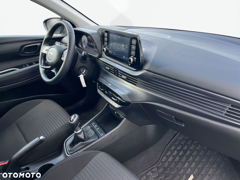 Hyundai i20 - 12