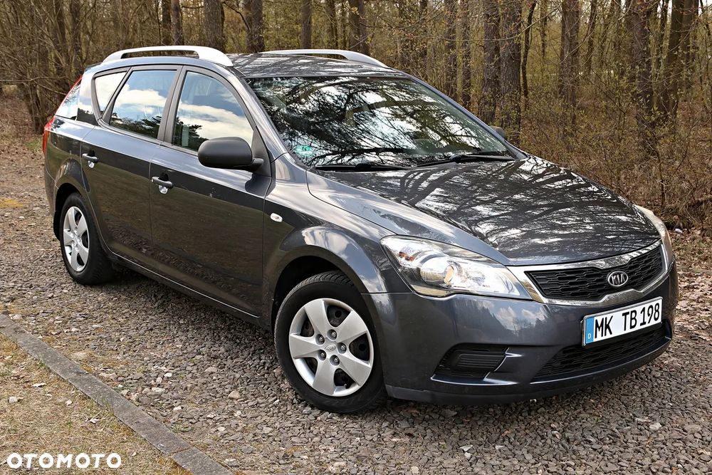 Kia Ceed 1.4 CVVT Attract - 19