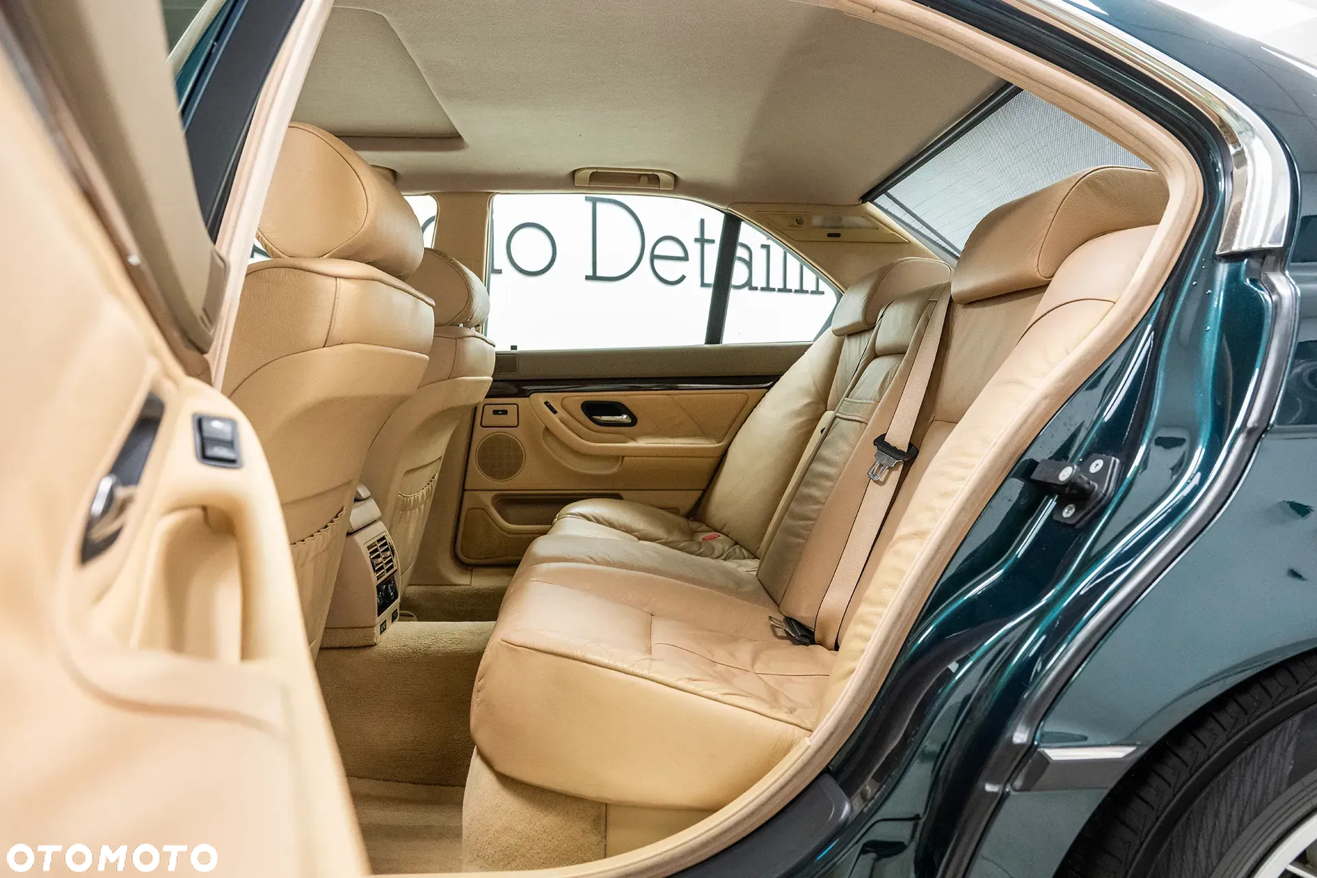 BMW Seria 7 - 21