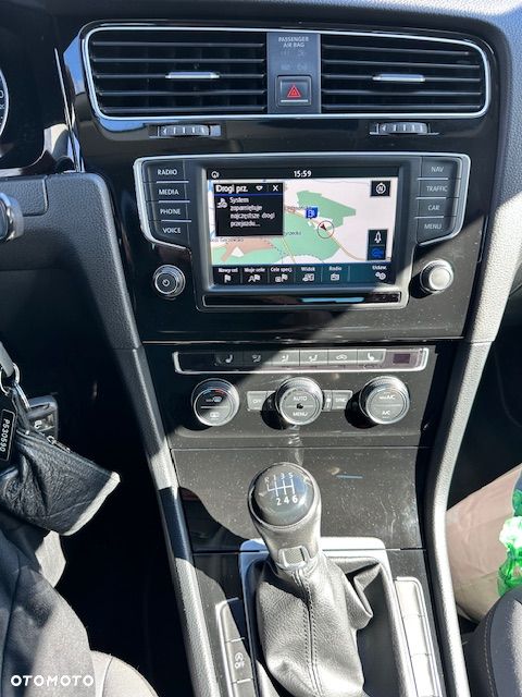 Volkswagen Golf 2.0 TDI BlueMotion Technology Allstar - 11