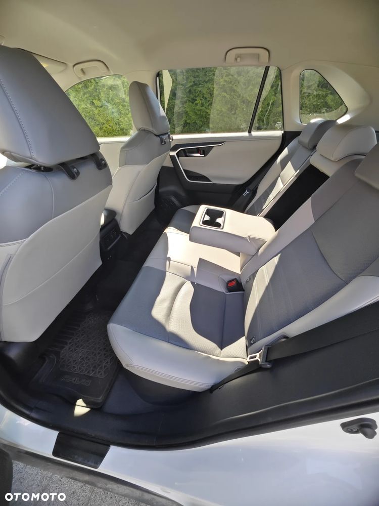 Toyota RAV4 2.5 Hybrid Executive 4x4 - 16