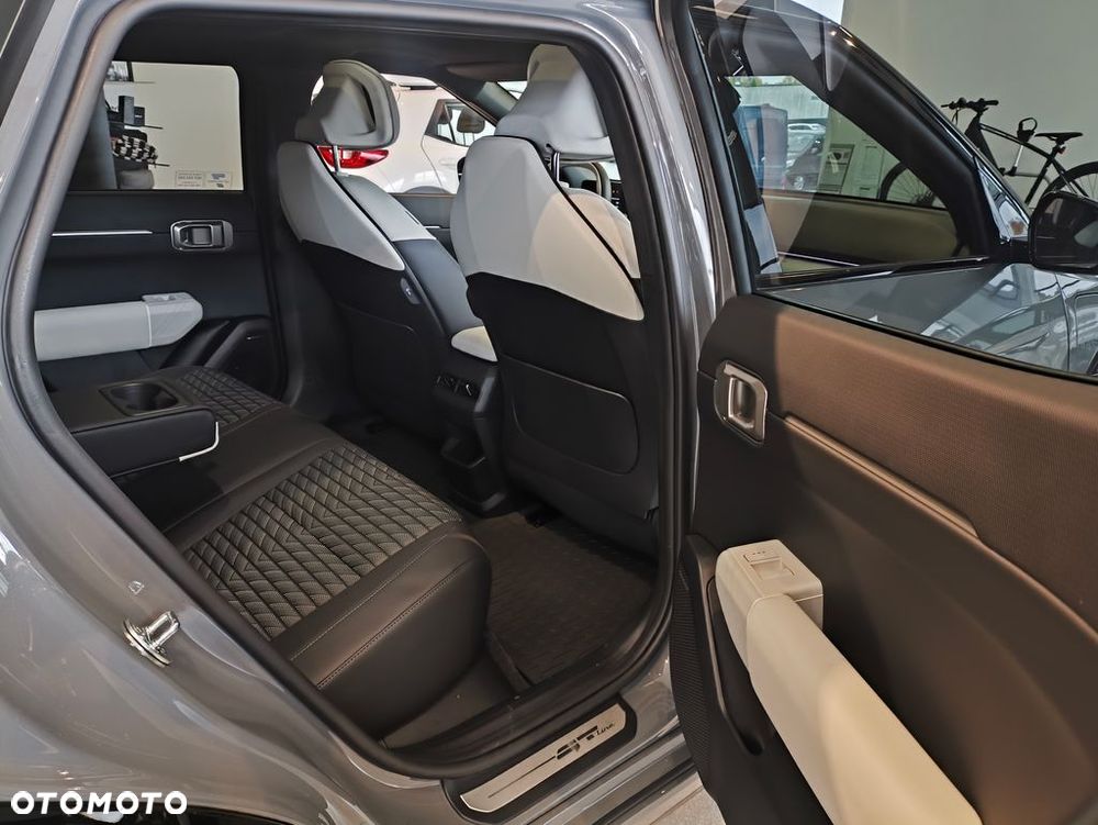 Kia EV4 - 10