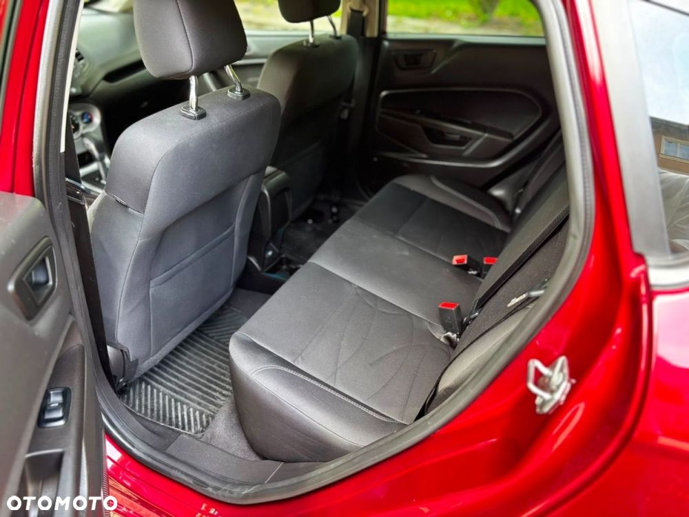Ford Fiesta - 11