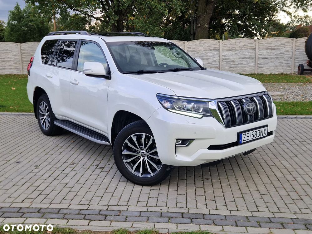 Toyota Land Cruiser - 40
