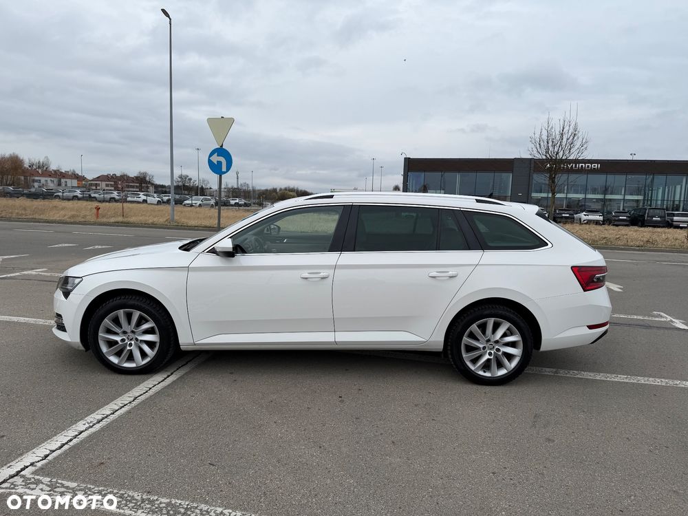 Skoda Superb 2.0 TDI Style DSG - 9
