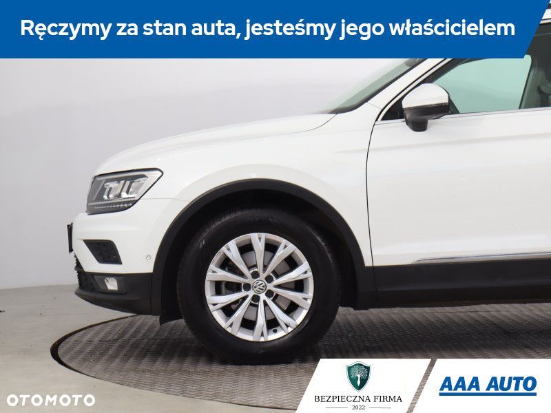 Volkswagen Tiguan - 16
