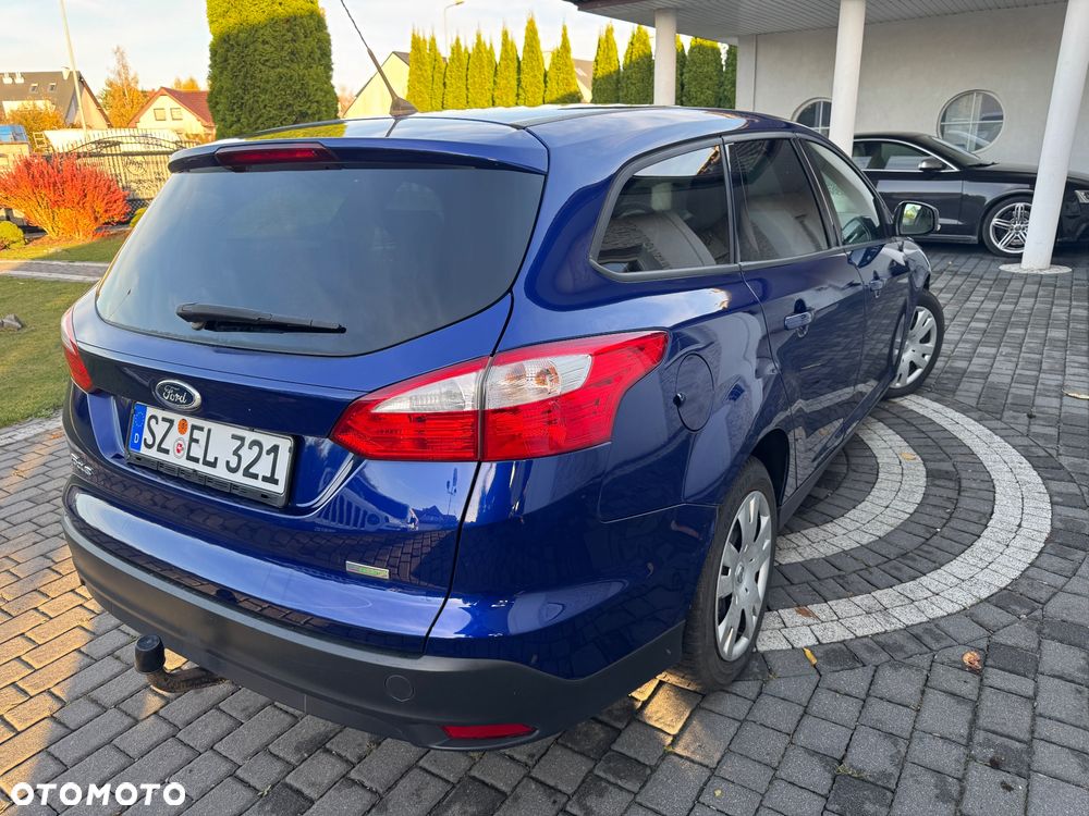 Ford Focus Turnier 1.0 EcoBoost Hybrid TITANIUM - 7