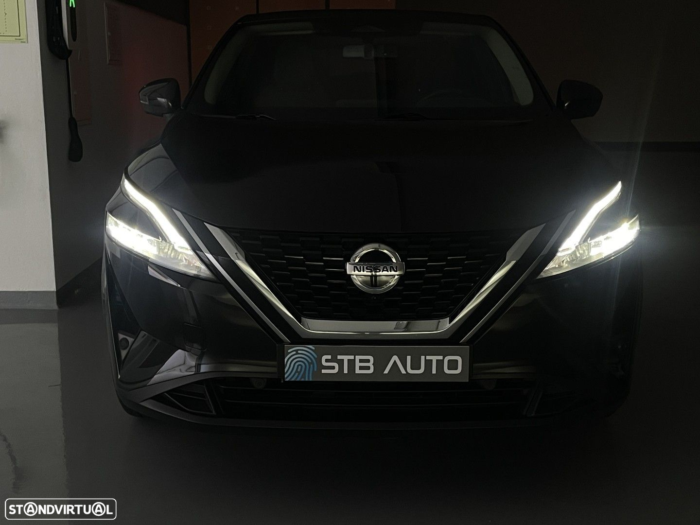Nissan Qashqai 1.3 DIG-T N-Connecta LED Xtronic - 33