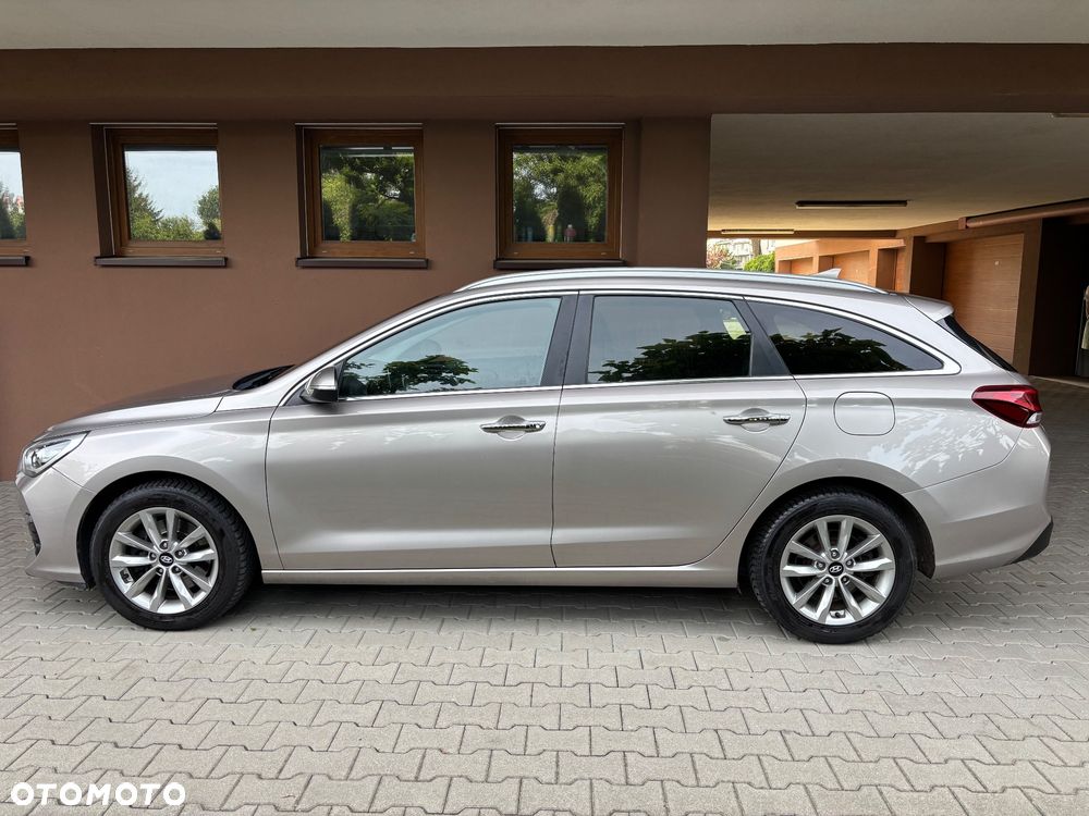 Hyundai i30 1.4 T-GDI DCT Premium - 3