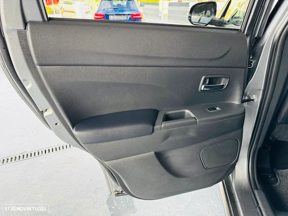 Mitsubishi ASX 1.8 DI-D Instyle NAVI - 23