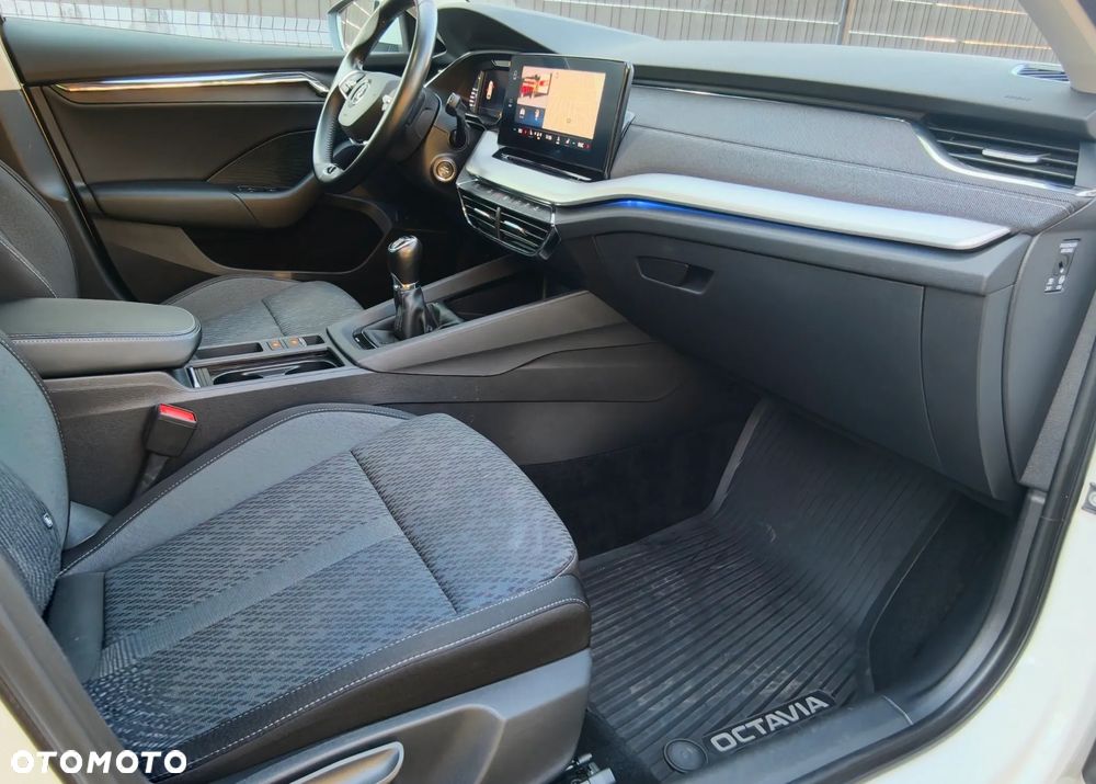 Skoda Octavia 1.5 TSI ACT Style - 18