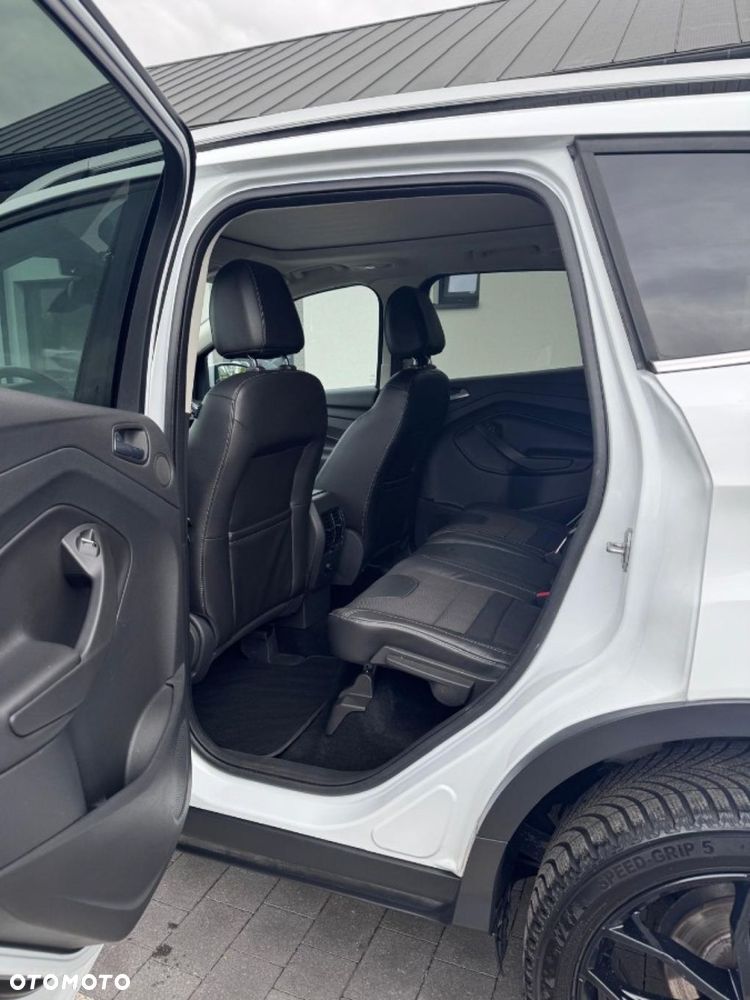 Ford Kuga 1.6 EcoBoost 2x4 Individual - 29