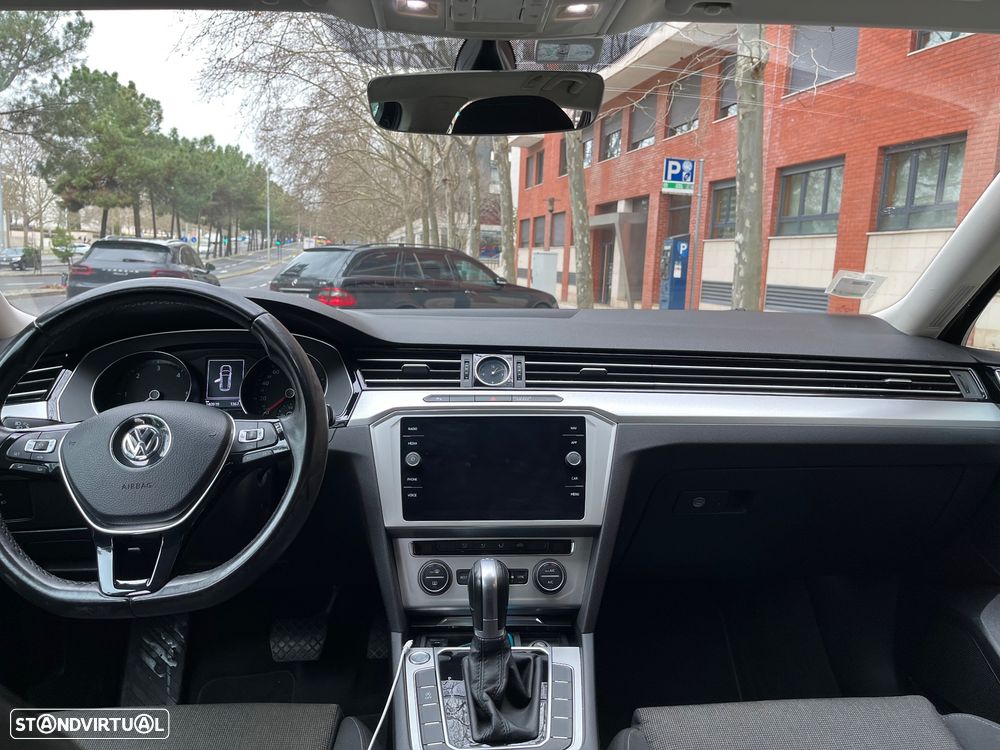 VW Passat Variant 2.0 TDi Business Package DSG - 10