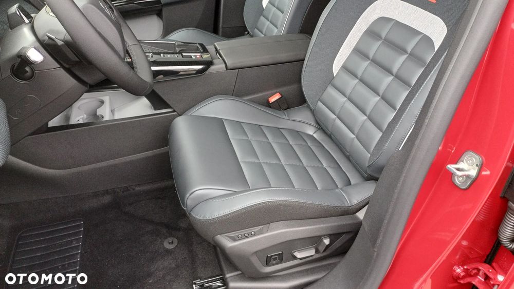 Citroën C5 Aircross 1.2 mHEV Max eDCT6 - 12