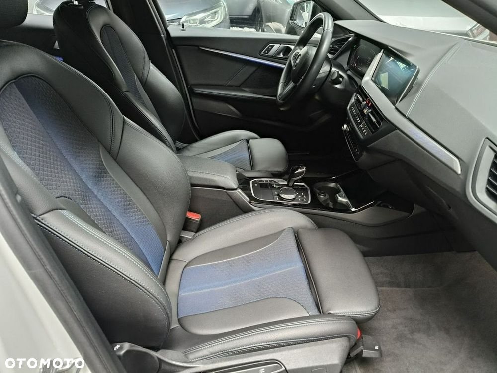 BMW Seria 1 118i GPF M Sport - 18