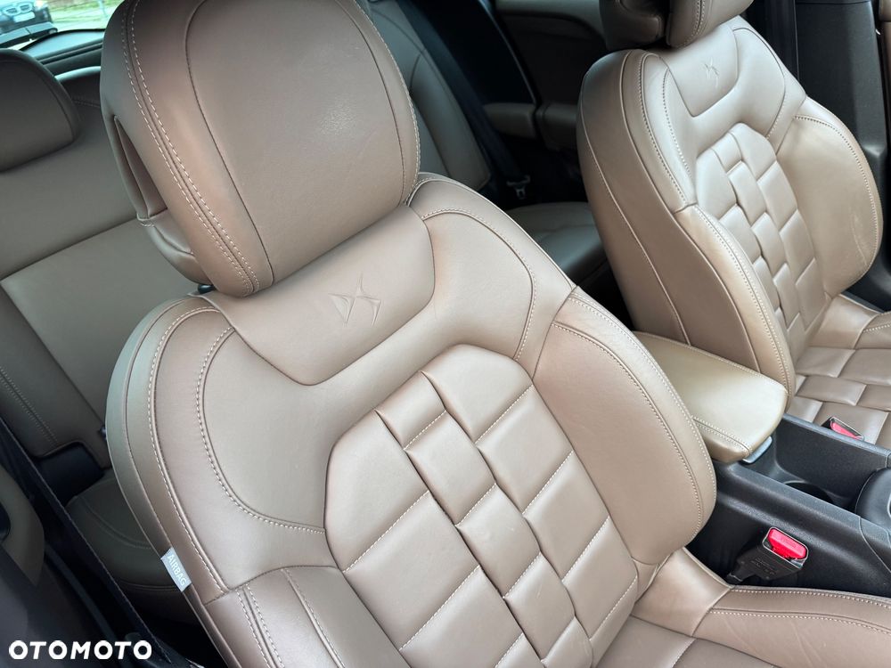 Citroën DS4 HDi 165 Urban Show - 36