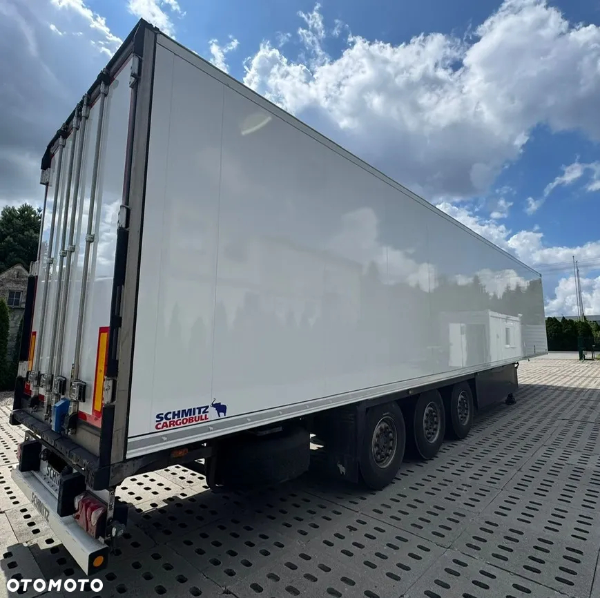 Schmitz Cargobull | 2021 | Gruba ściana | Carrier 1550 - 3
