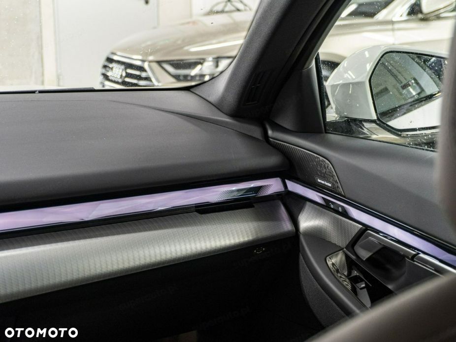 BMW Seria 5 520i mHEV M Sport - 13