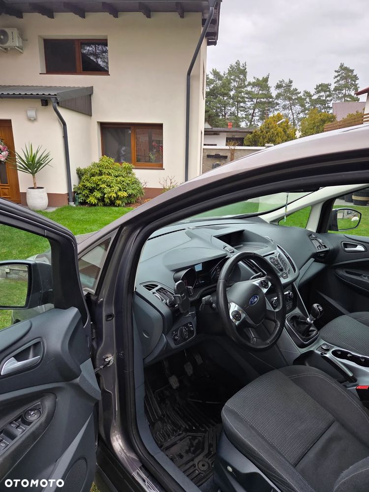 Ford C-MAX - 12