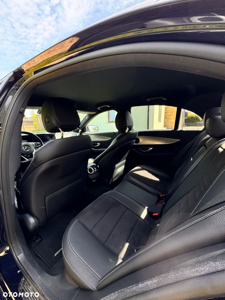Mercedes-Benz Klasa E 220 d 4-Matic 9G-TRONIC - 7