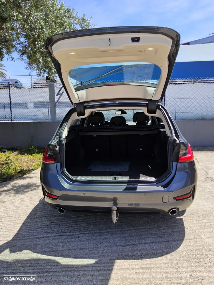 BMW 318 d Pack M - 2