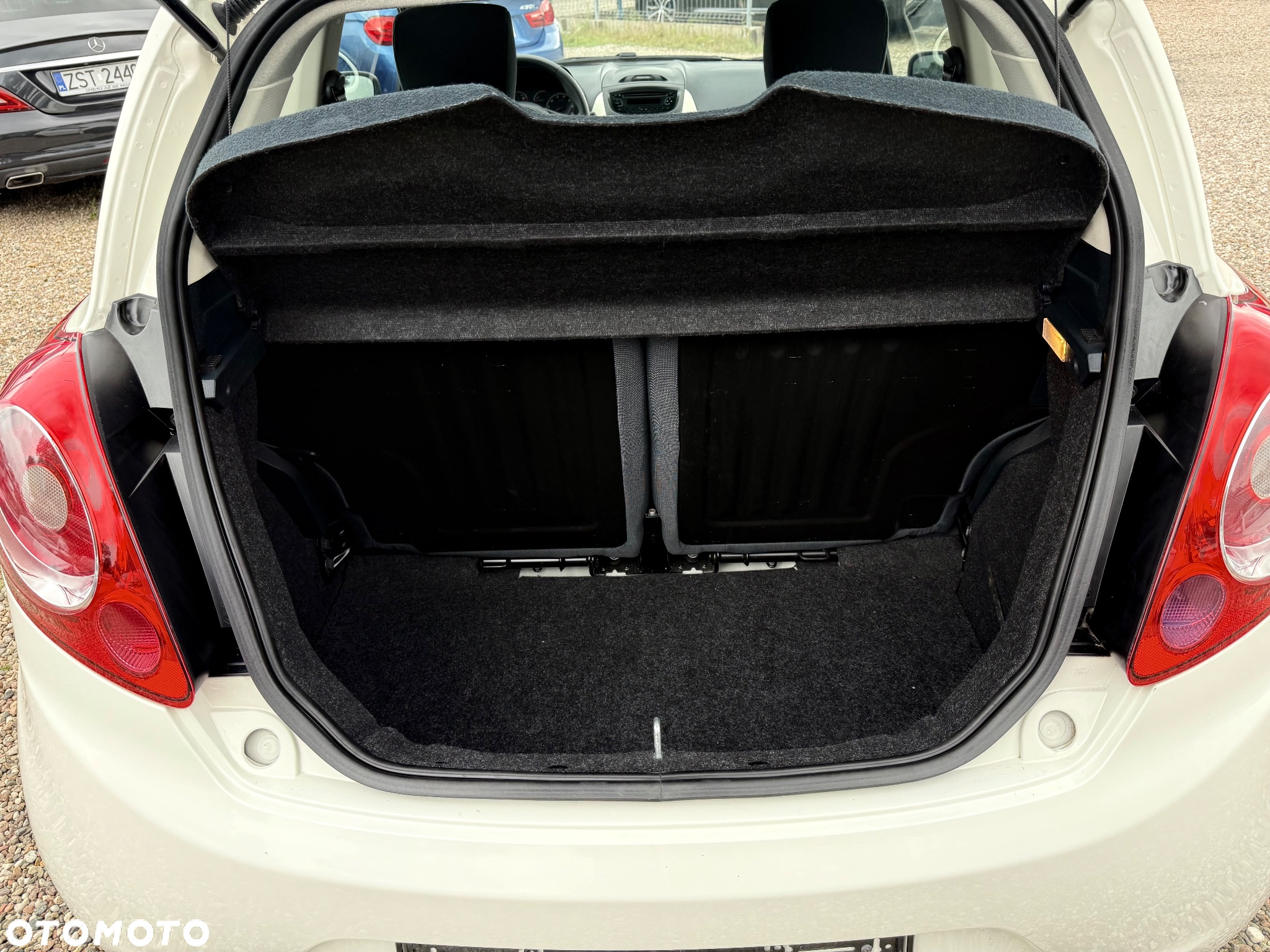 Ford KA 1.2 Trend - 14