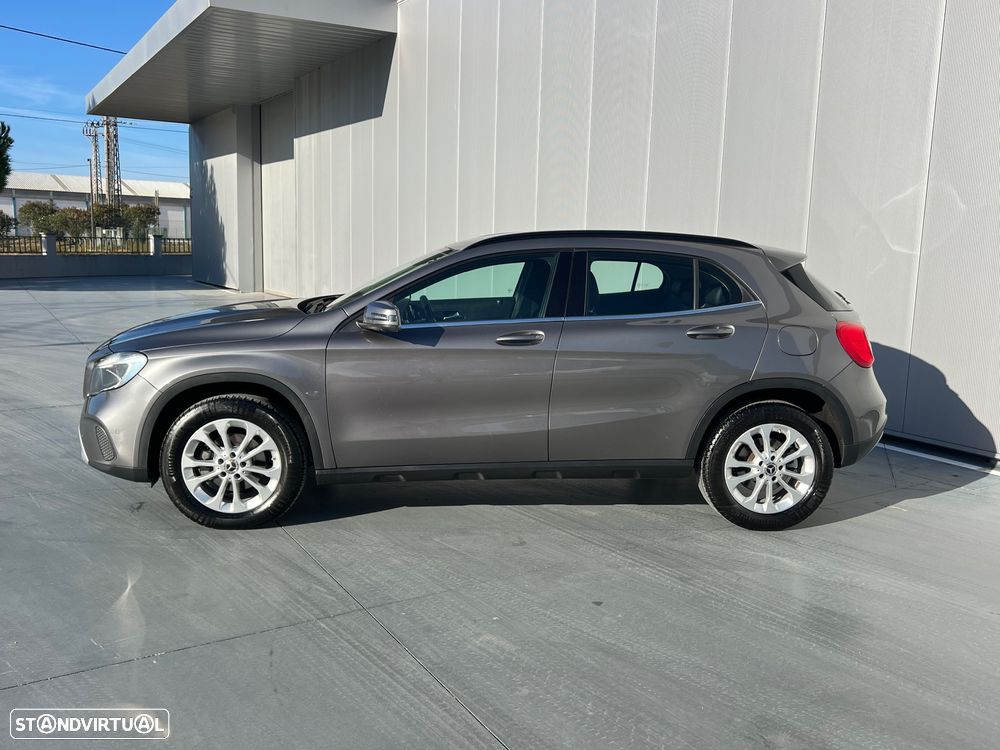 Mercedes-Benz GLA 180 d Urban Aut. - 2