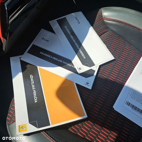 Renault Captur dCi 90 EDC Helly Hansen - 24