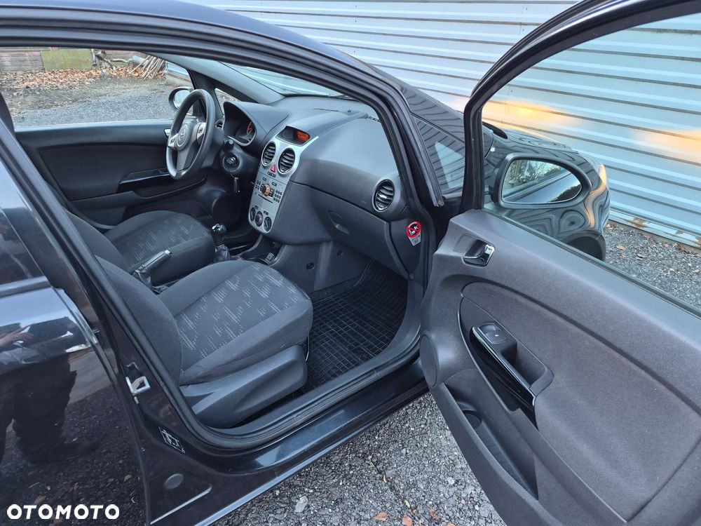 Opel Corsa 1.2 16V Color Edition - 16