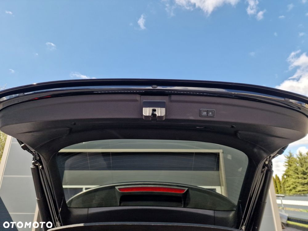 Audi Q3 Sportback 35 TDI S tronic S line - 28