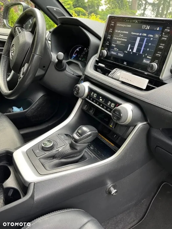 Toyota RAV4 2.5 Hybrid Black Edition by JBL 4x4 - 17